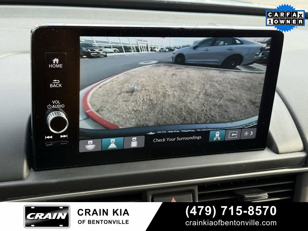 2025 Honda Pilot Touring - PANORAMIC SUNROOF / CLEAN CARFAX / 1 OWNER