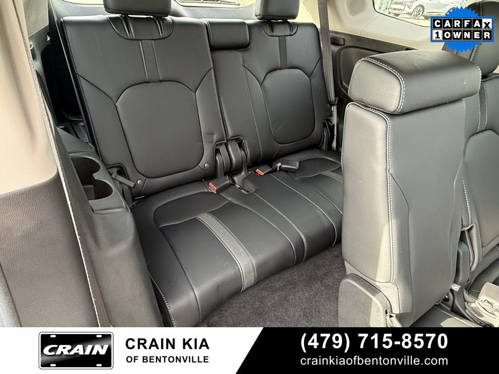 2025 Honda Pilot Touring - PANORAMIC SUNROOF / CLEAN CARFAX / 1 OWNER