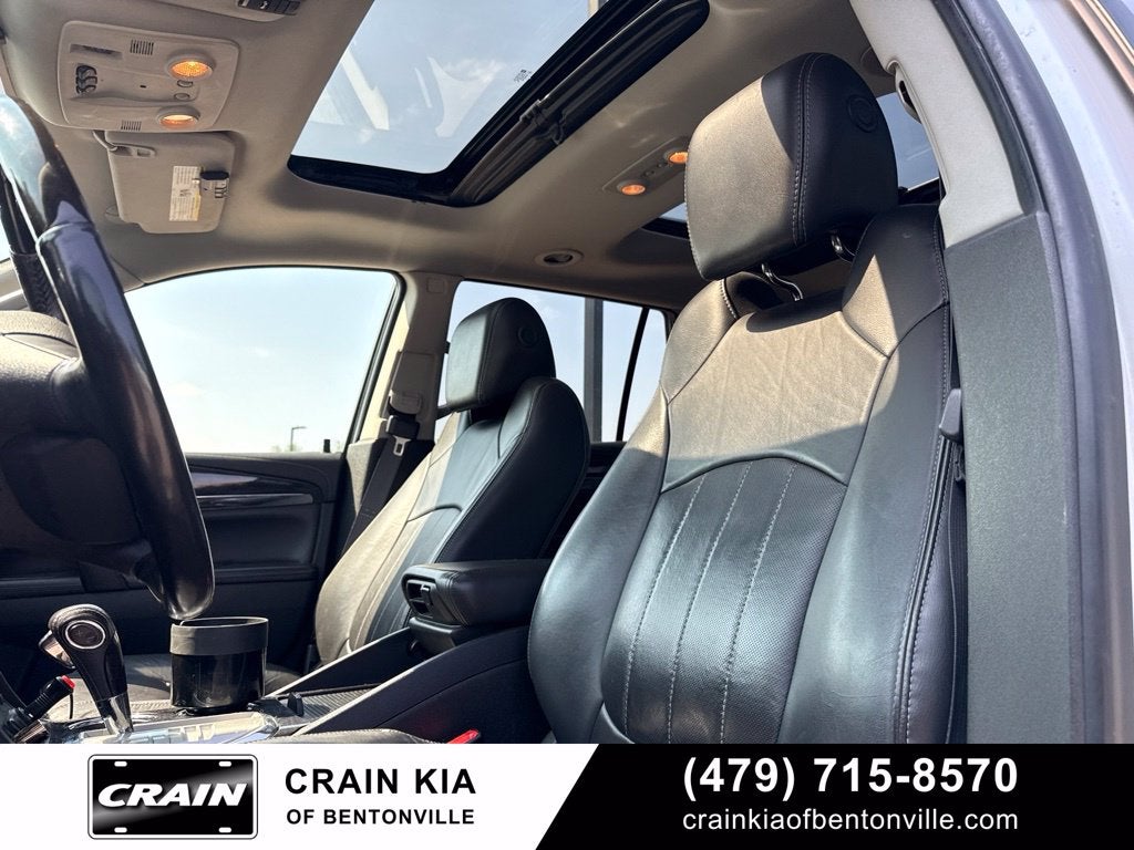 2016 Buick Enclave Premium Group - AWD / DUAL SUNROOF / CLEAN CARFAX