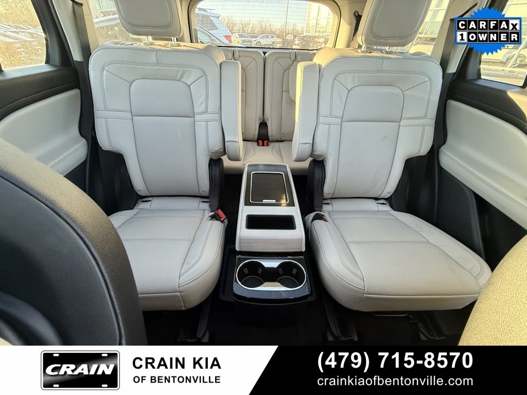 2025 Lincoln Aviator Reserve - AWD / PANORAMIC SUNROOF / ONE OWNER