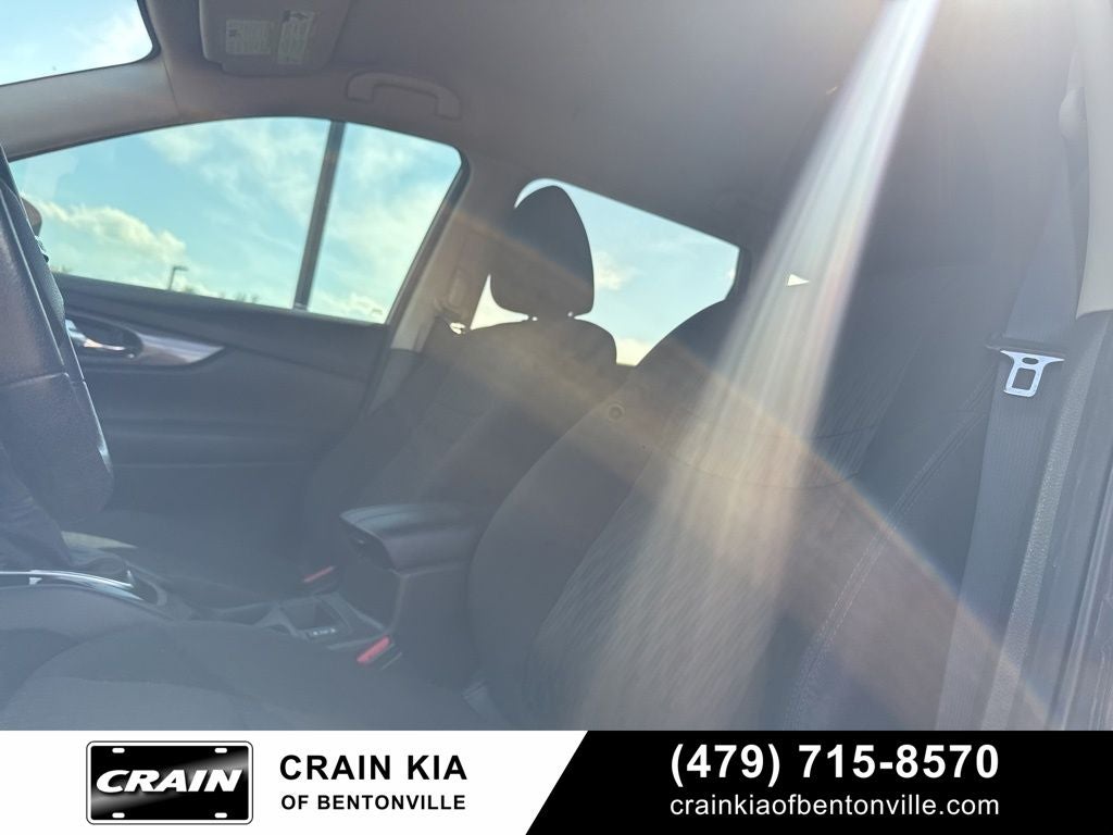 2020 Nissan Rogue S - CLEAN CARFAX