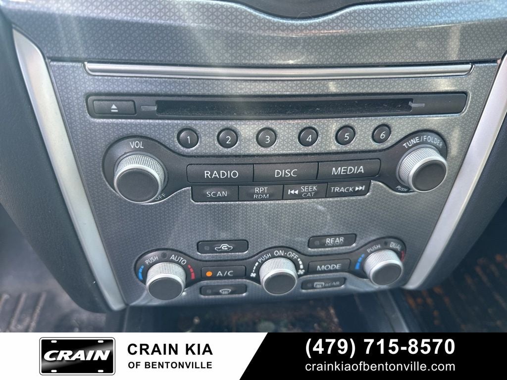 2017 Nissan Pathfinder SL - 4WD / LEATHER