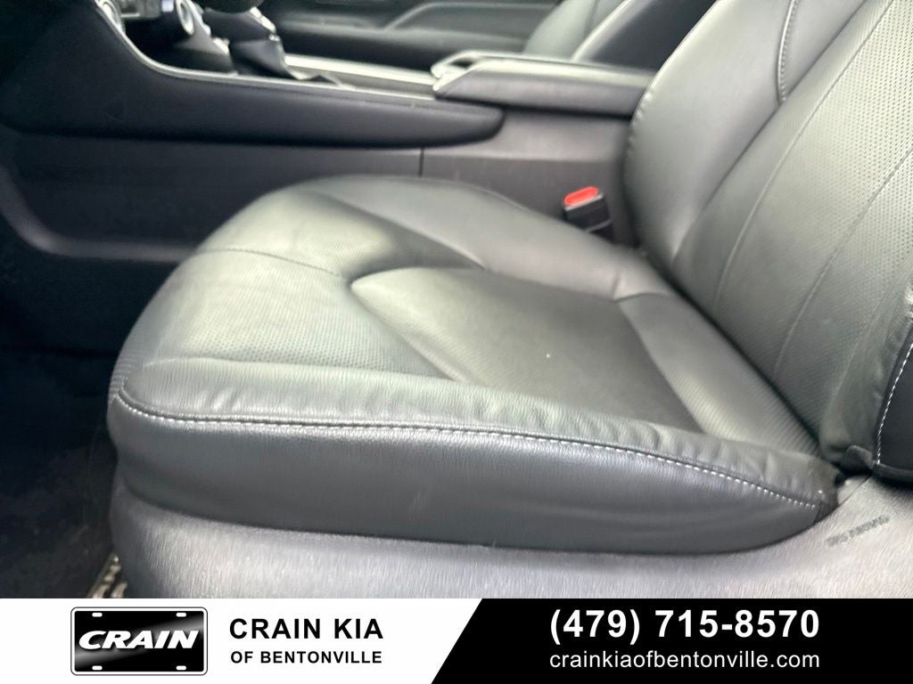 2025 Toyota Grand Highlander Hybrid Limited - AWD / PANORAMIC SUNROOF / CLEAN CARFAX