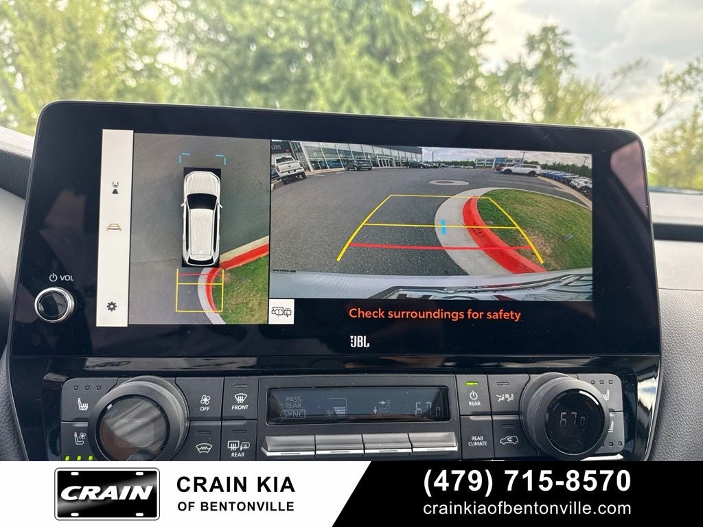 2025 Toyota Grand Highlander Hybrid Limited - AWD / PANORAMIC SUNROOF / CLEAN CARFAX