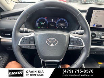 2025 Toyota Grand Highlander Hybrid Limited - AWD / PANORAMIC SUNROOF / CLEAN CARFAX