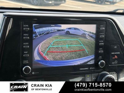 2022 Toyota Highlander XLE - CLEAN CARFAX / SUNROOF