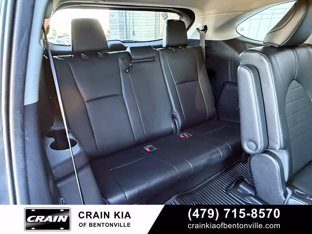 2021 Toyota Highlander XLE - SUNROOF