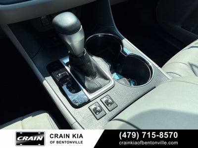 2017 Toyota Highlander XLE - AWD / SUNROOF / CLEAN CARFAX / 1 OWNER