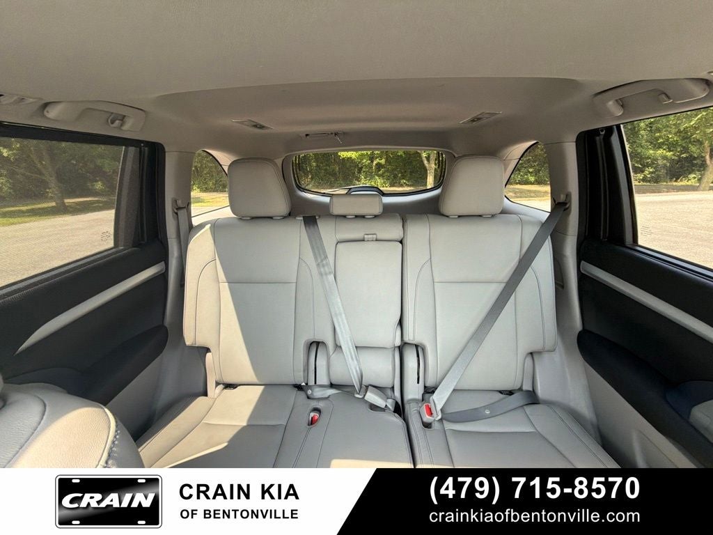 2017 Toyota Highlander XLE - AWD / SUNROOF / CLEAN CARFAX / 1 OWNER