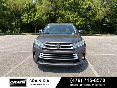 2017 Toyota Highlander XLE - AWD / SUNROOF / CLEAN CARFAX / 1 OWNER