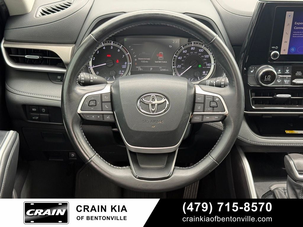 2023 Toyota Highlander XLE - AWD / SUNROOF