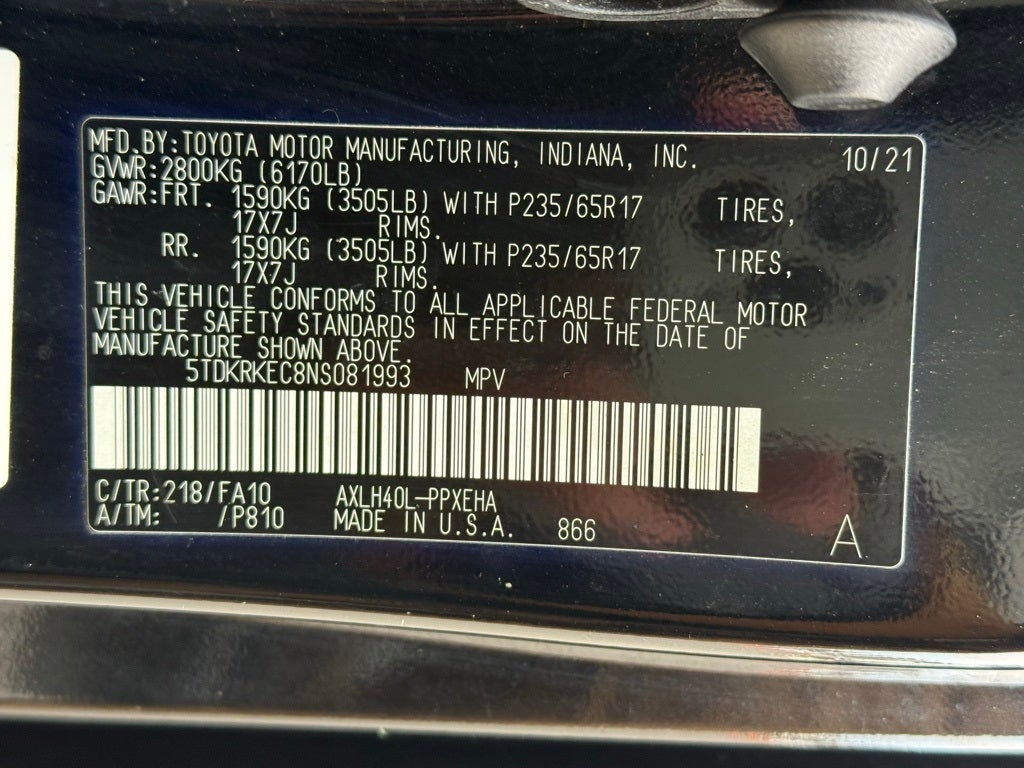 2022 Toyota Sienna LE 8 Passenger - CLEAN CARFAX