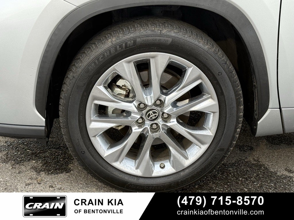 2020 Toyota Highlander Limited - CLEAN CARFAX / SUNROOF