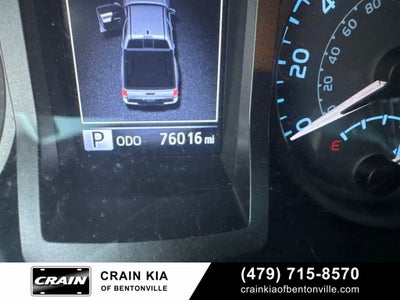 2017 Toyota Tacoma TRD Off-Road Premium V6 - 4WD / SUNROOF / CLEAN CARFAX