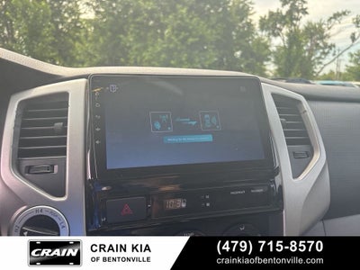 2014 Toyota Tacoma Base V6 - 4WD / CLEAN CARFAX HISTORY