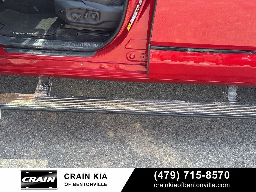 2024 Toyota Tundra Hybrid Platinum - 4WD / PANORAMIC SUNROOF / CARFAX ONE OWNER