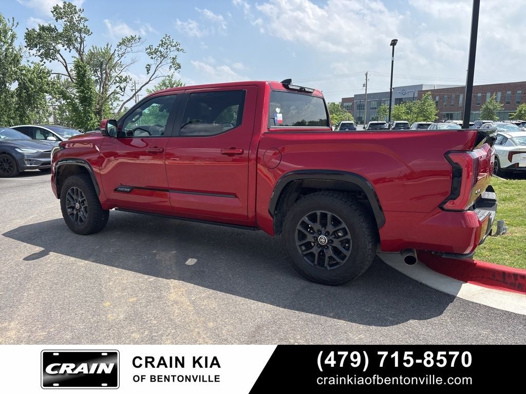 2024 Toyota Tundra Hybrid Platinum - 4WD / PANORAMIC SUNROOF / CARFAX ONE OWNER