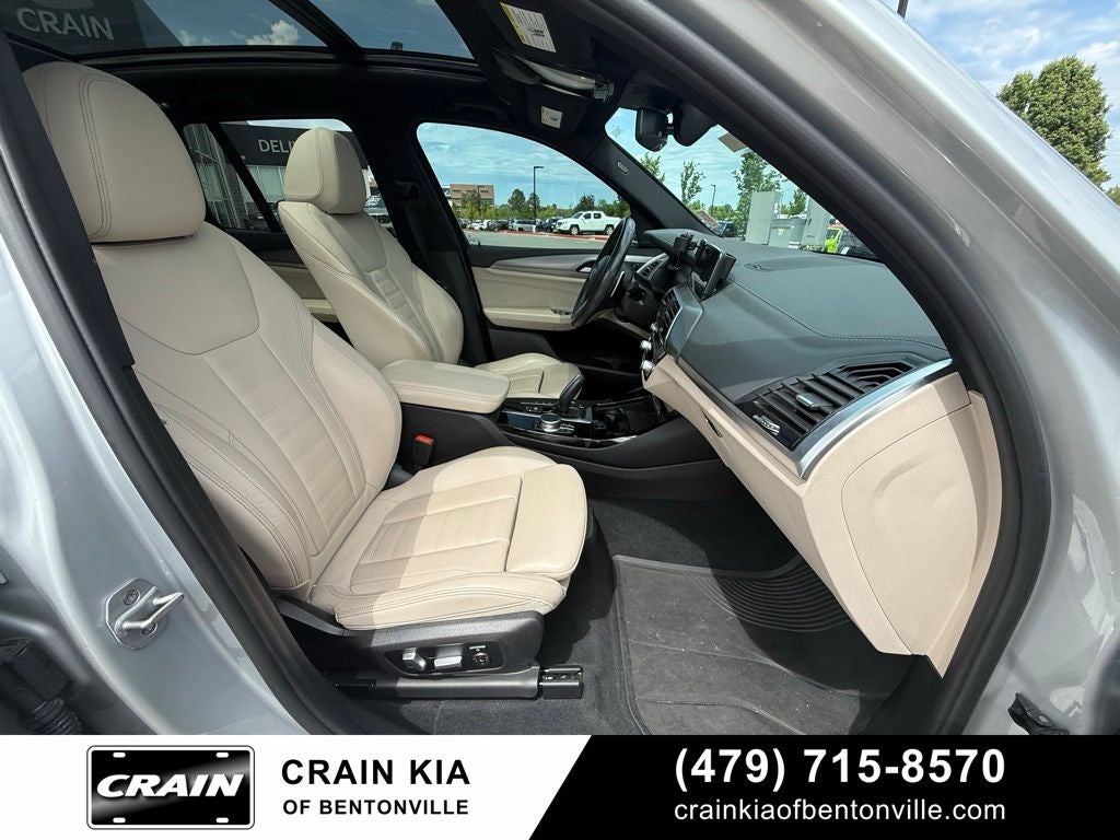 2021 BMW X3 xDrive30i - AWD / PANORAMIC SUNROOF / CLEAN CARFAX