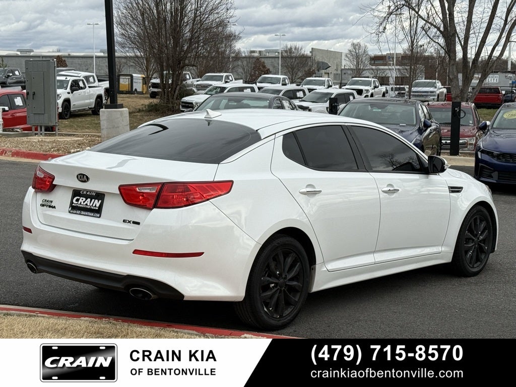 2015 Kia Optima EX - CLEAN CARFAX / VERY LOW MILES!