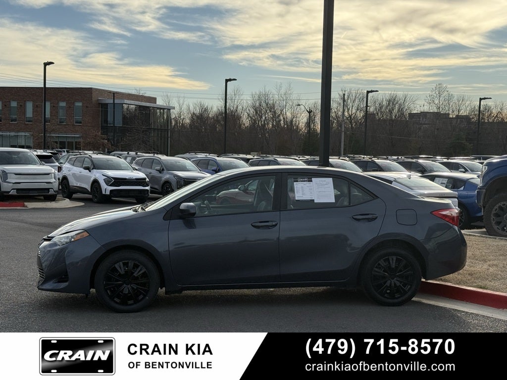 2018 Toyota Corolla LE - CLEAN CARFAX