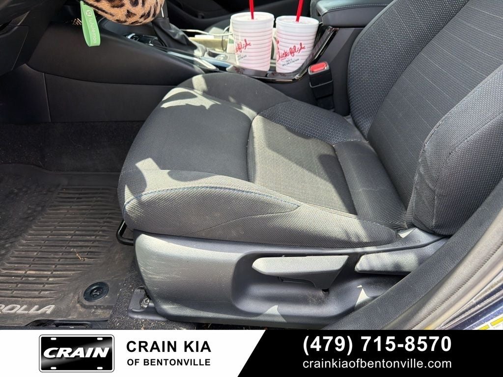 2020 Toyota Corolla SE - CLEAN CARFAX HISTORY