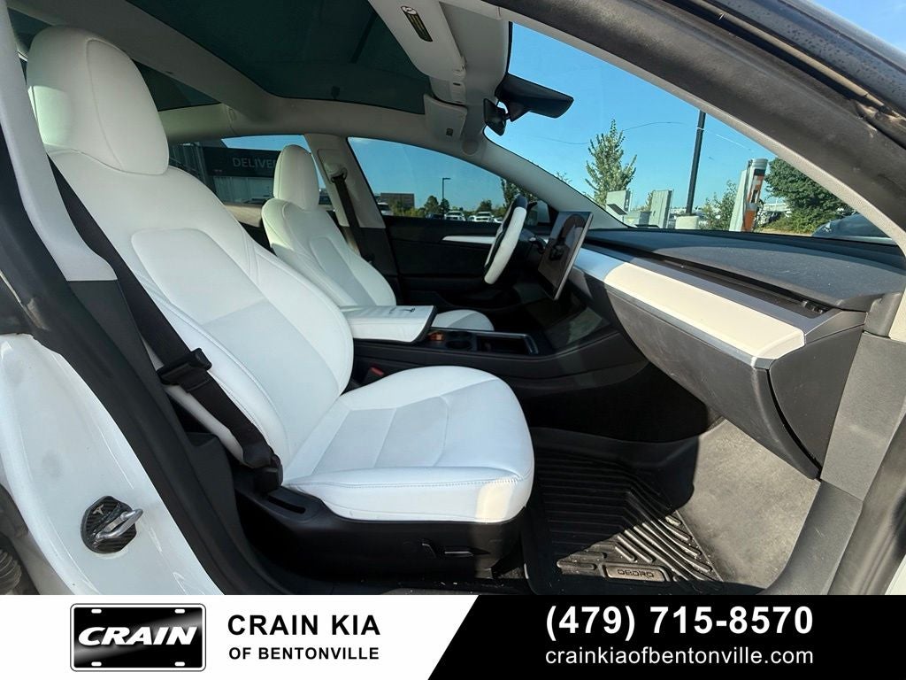 2023 Tesla Model 3 Base - CLEAN CARFAX / ONE OWNER