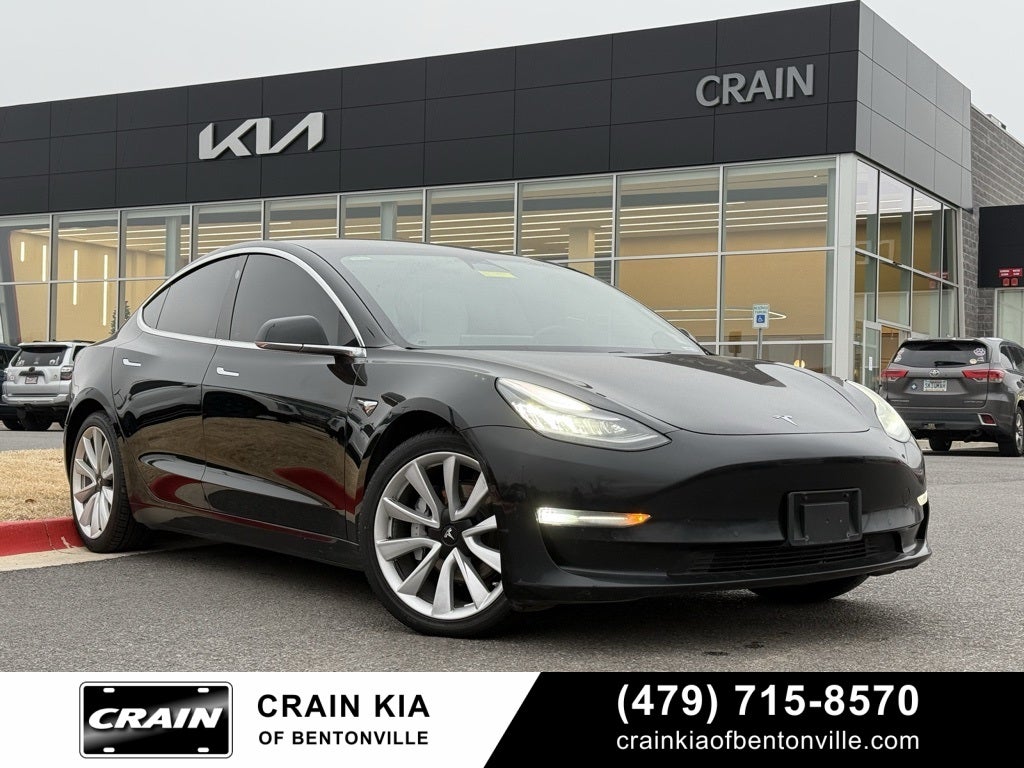 2020 Tesla Model 3 Long Range - AWD / CLEAN CARFAX