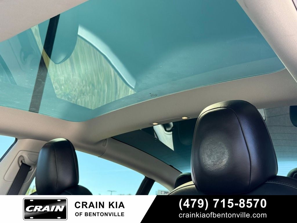 2022 Tesla Model 3 Performance - CUSTOM WRAP! / CARFAX ONE OWNER