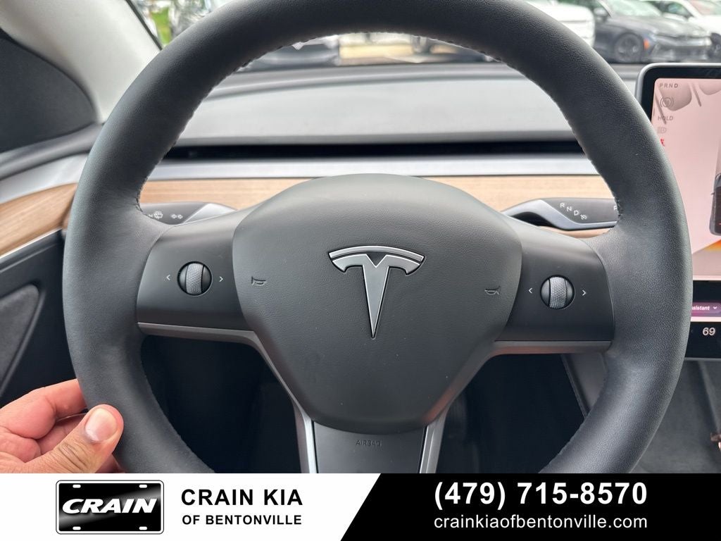 2023 Tesla Model Y Long Range - HW4 / AWD / CLEAN CARFAX / ONE OWNER