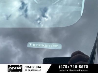 2023 Tesla Model Y Long Range - HW4 / AWD / CLEAN CARFAX / ONE OWNER