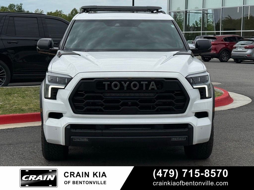 2025 Toyota Sequoia TRD Pro - 4WD / PANORAMIC SUNROOF / ONE OWNER