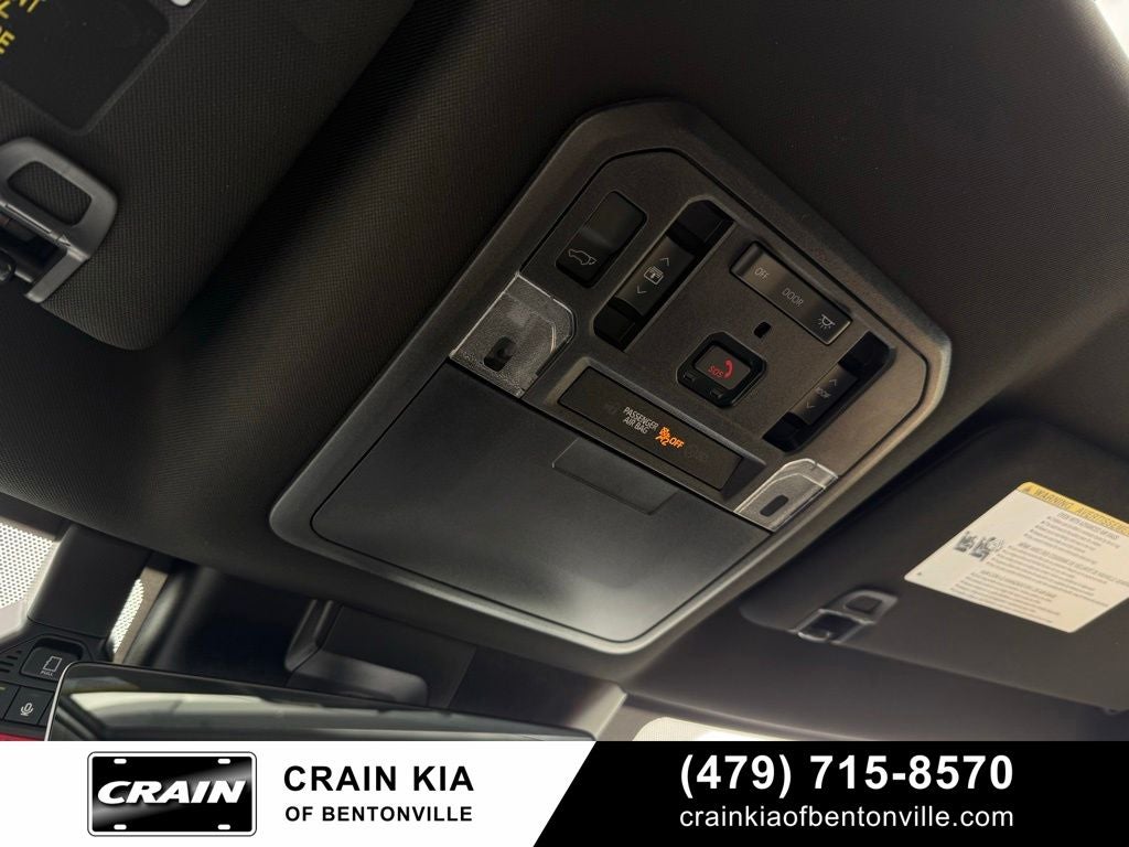 2025 Toyota Sequoia TRD Pro - 4WD / PANORAMIC SUNROOF / ONE OWNER
