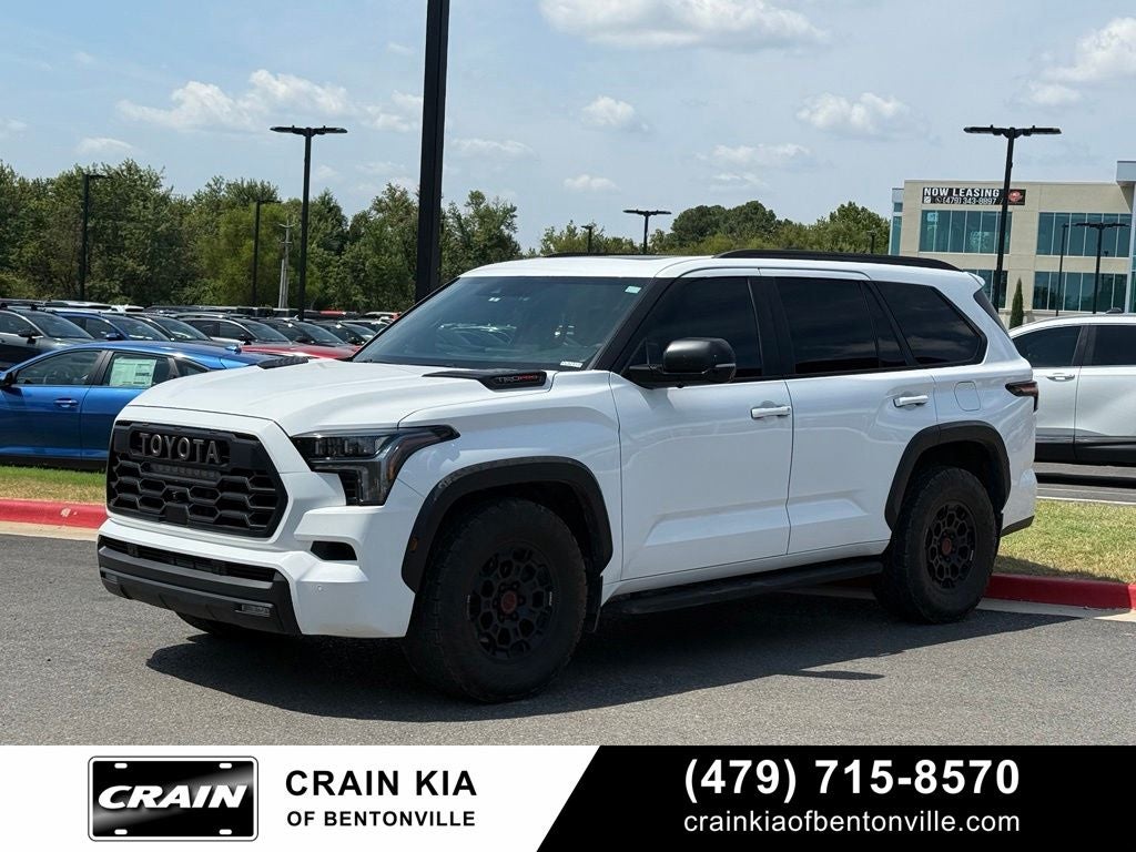 2024 Toyota Sequoia TRD Pro - 4WD / CLEAN CARFAX / PANORAMIC SUNROOF