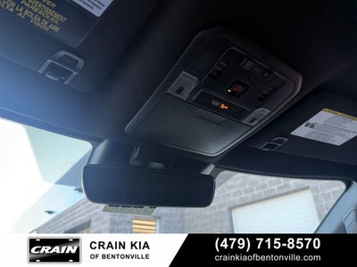 2025 Toyota Sequoia SR5 - 4WD / CLEAN CARFAX / ONE OWNER