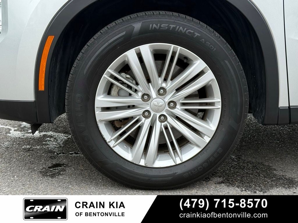 2024 Mitsubishi Outlander ES - 4WD / CLEAN CARFAX HISTORY