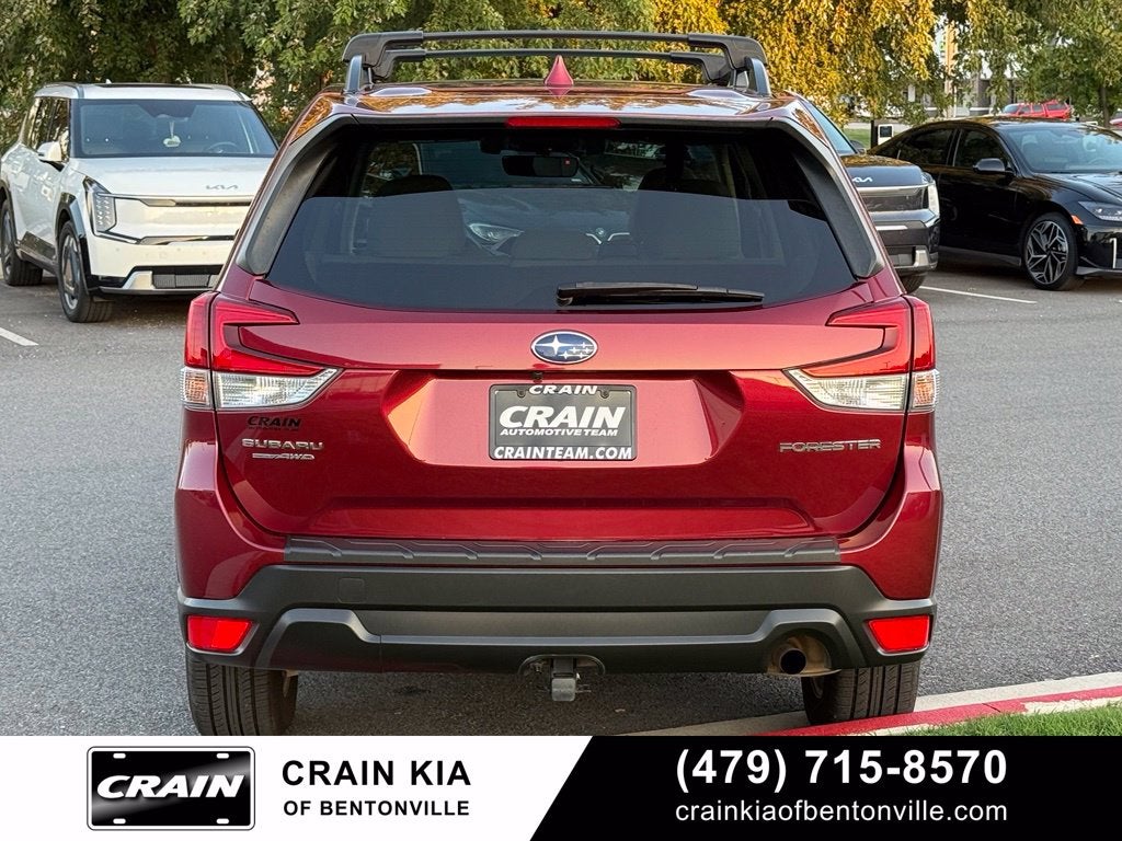 2021 Subaru Forester Premium - AWD / CLEAN CARFAX / PANORAMIC SUNROOF