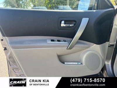 2012 Nissan Rogue SV | CARFAX ONE OWNER!
