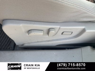 2012 Nissan Rogue SV | CARFAX ONE OWNER!