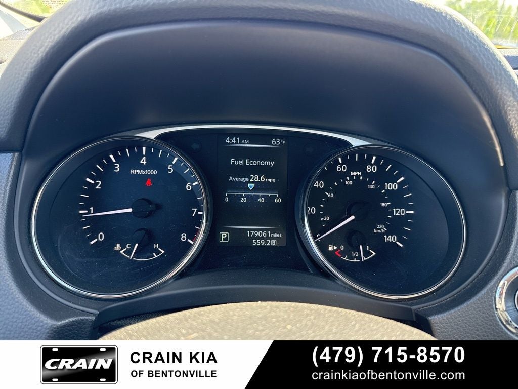 2016 Nissan Rogue SV