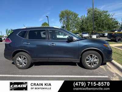 2016 Nissan Rogue SV