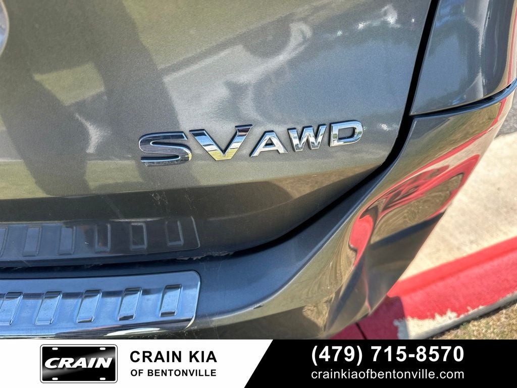 2016 Nissan Rogue SV - AWD / CLEAN CARFAX