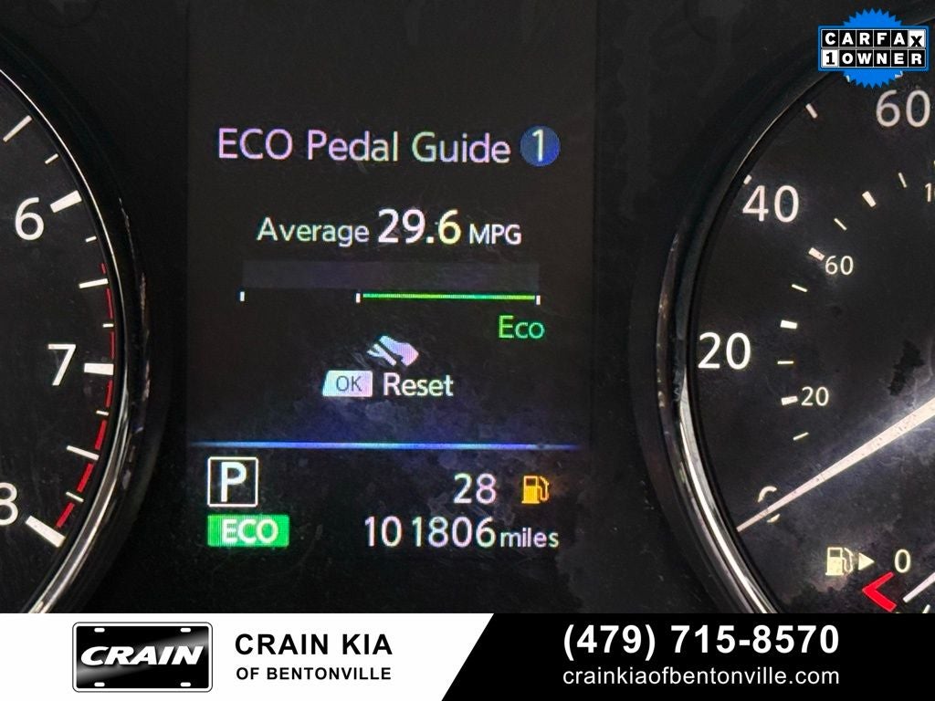 2020 Nissan Rogue SV - AWD / CARFAX ONE OWNER