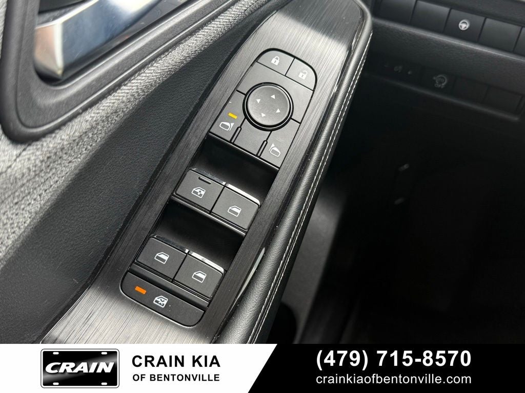 2023 Nissan Rogue SV - CLEAN CARFAX / ONE OWNER