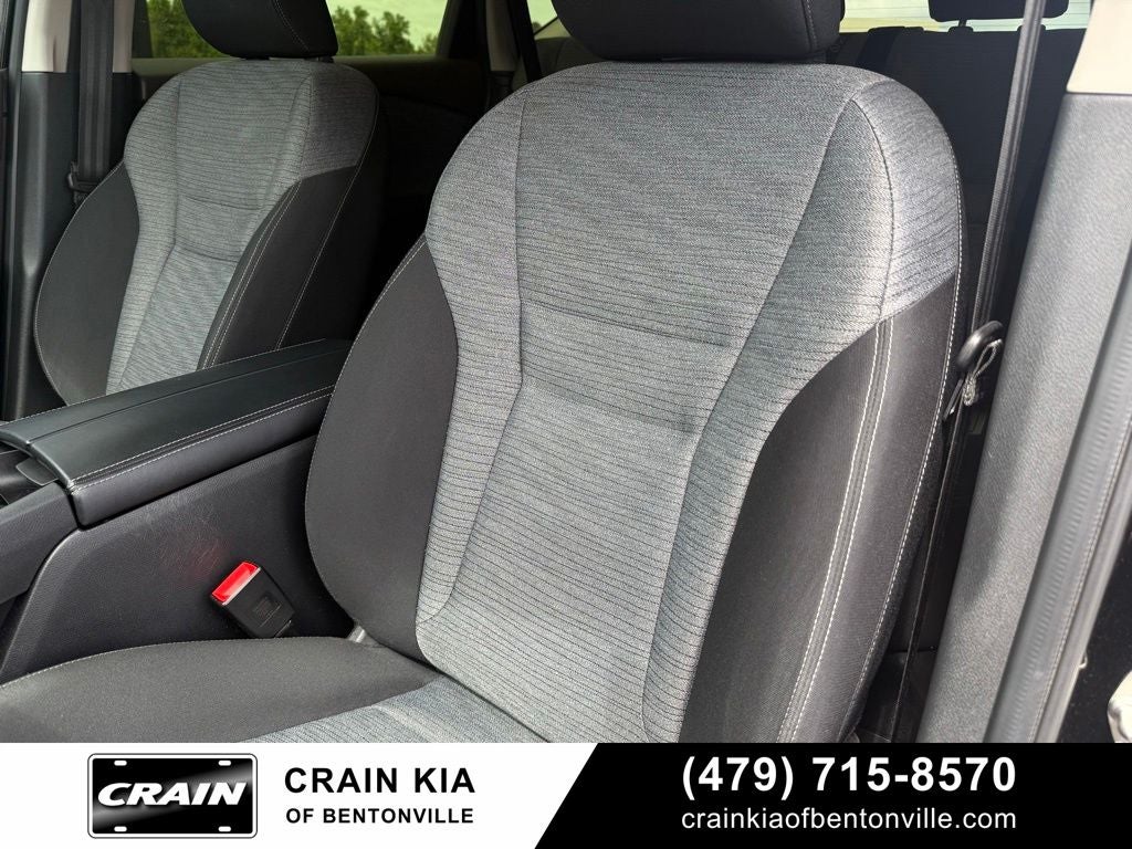 2023 Nissan Rogue SV - CLEAN CARFAX / ONE OWNER