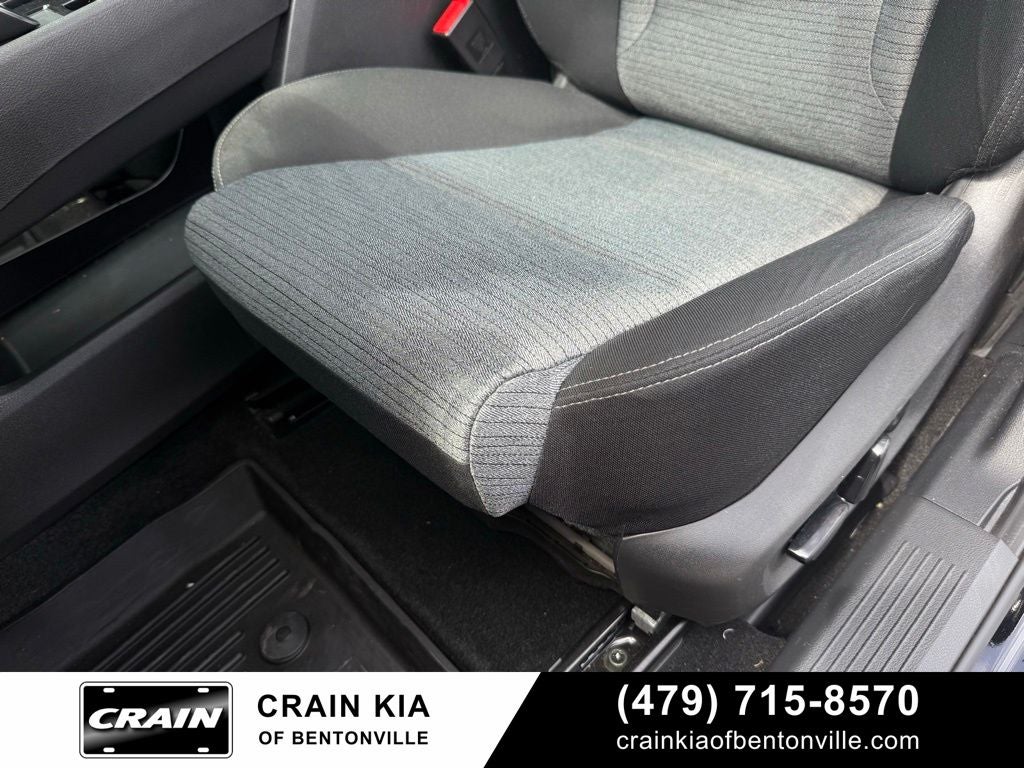 2023 Nissan Rogue SV - CLEAN CARFAX / ONE OWNER