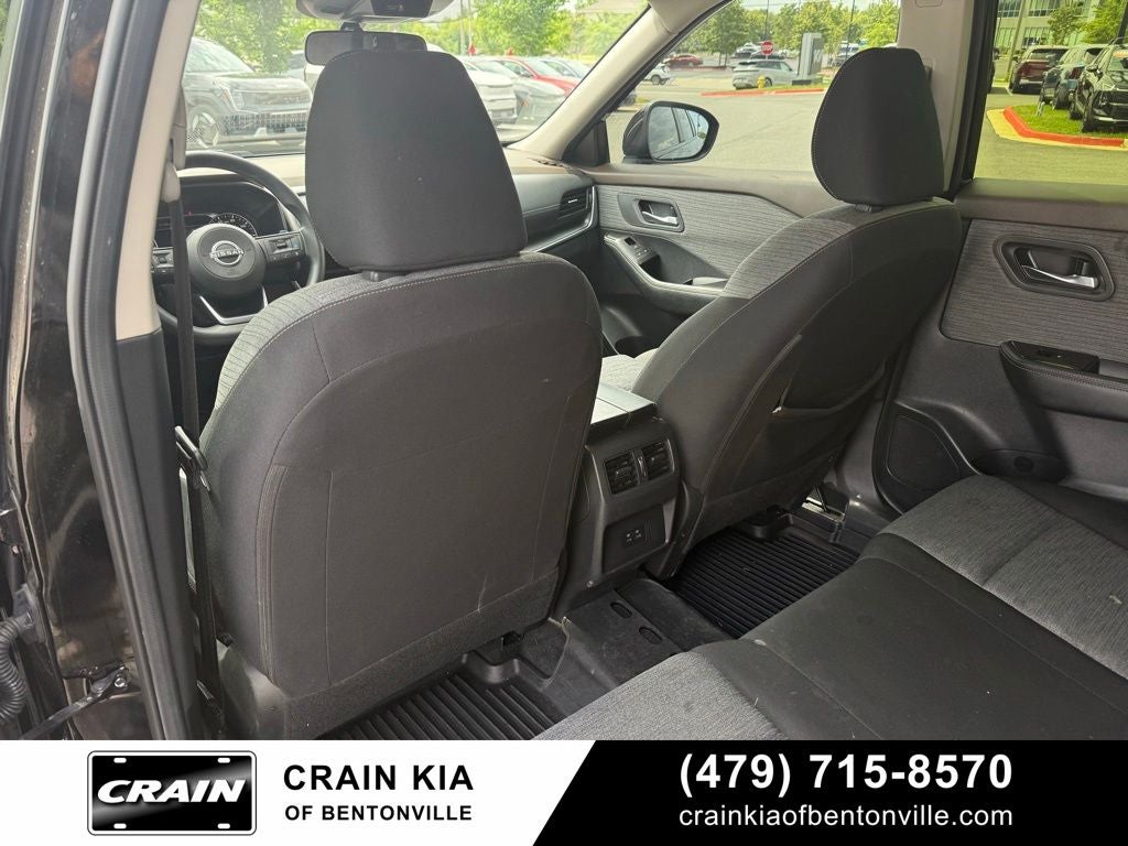 2023 Nissan Rogue SV - CLEAN CARFAX / ONE OWNER