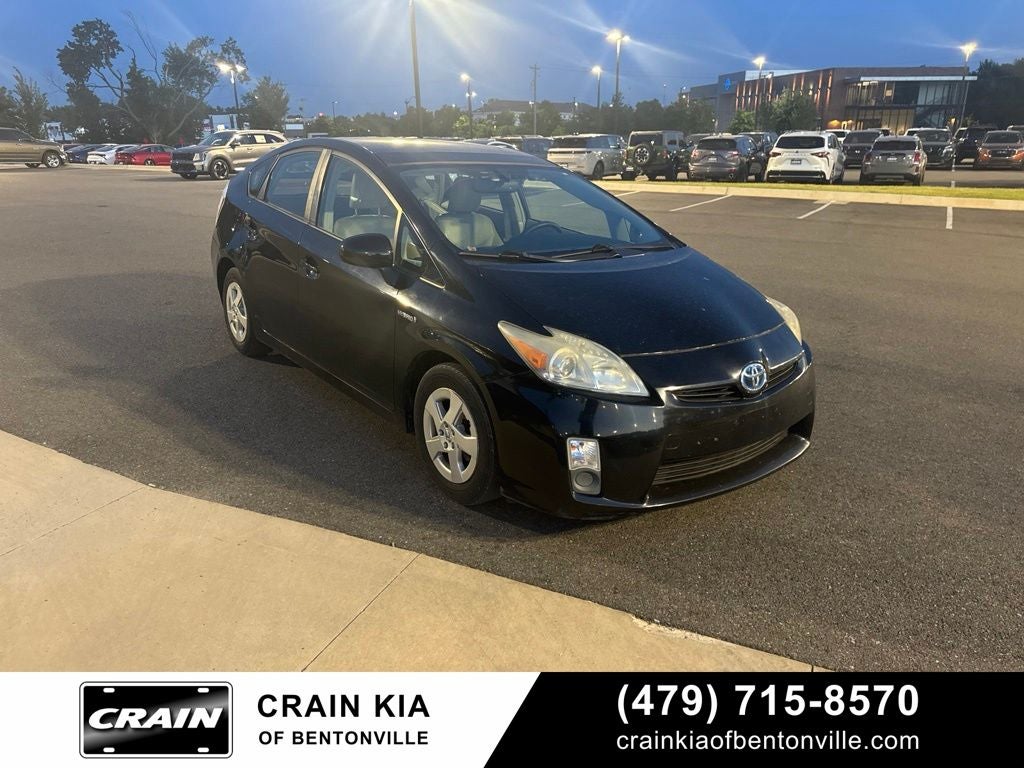 2011 Toyota Prius Four - SUNROOF / SOLAR PANEL ROOF