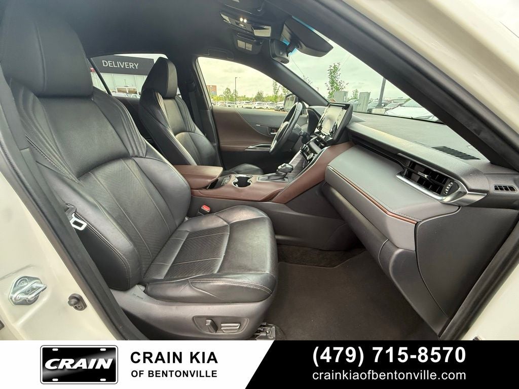 2021 Toyota Venza XLE - AWD / CLEAN CARFAX HISTORY