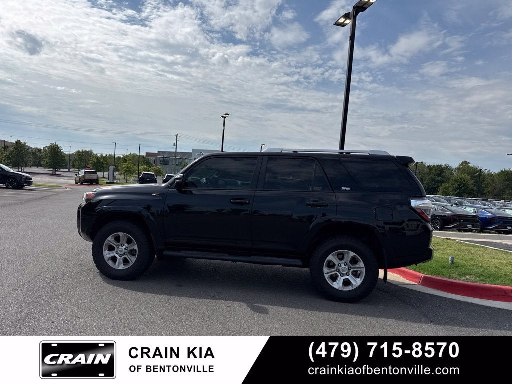 2018 Toyota 4Runner SR5 Premium LOCAL TRADE / PREMIUM PACKAGE / TOW PACKAGE