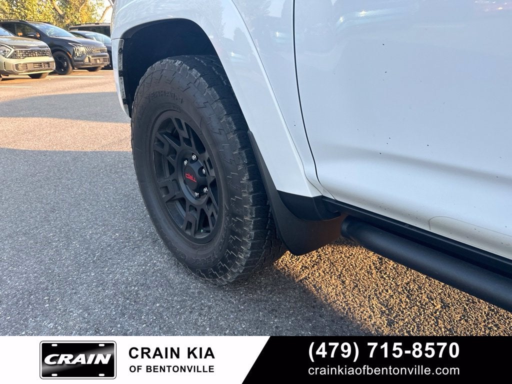 2024 Toyota 4Runner TRD Off-Road Premium - 4WD / SUNROOF / ONE OWNER